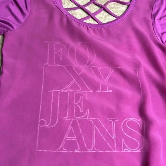 “Foxy “logo Y2K,
double lattice top,Sheer overlay ,fitted,collegiate, flaw - Picture 11 of 16